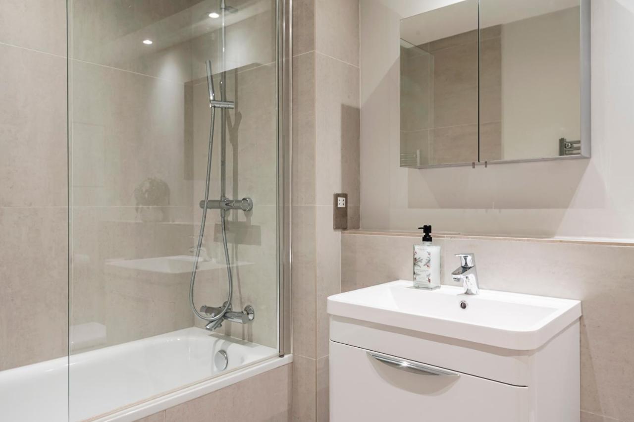 Vauxhall Skyline Apartment لندن المظهر الخارجي الصورة