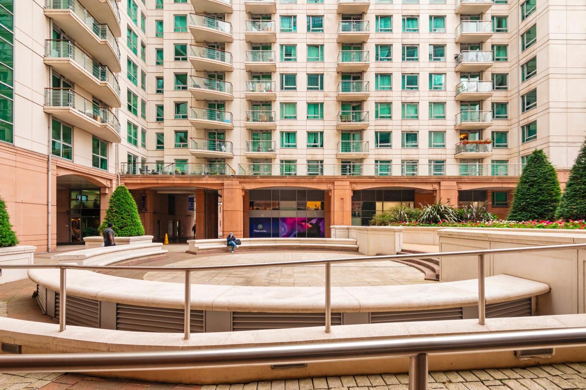 Vauxhall Skyline Apartment لندن المظهر الخارجي الصورة